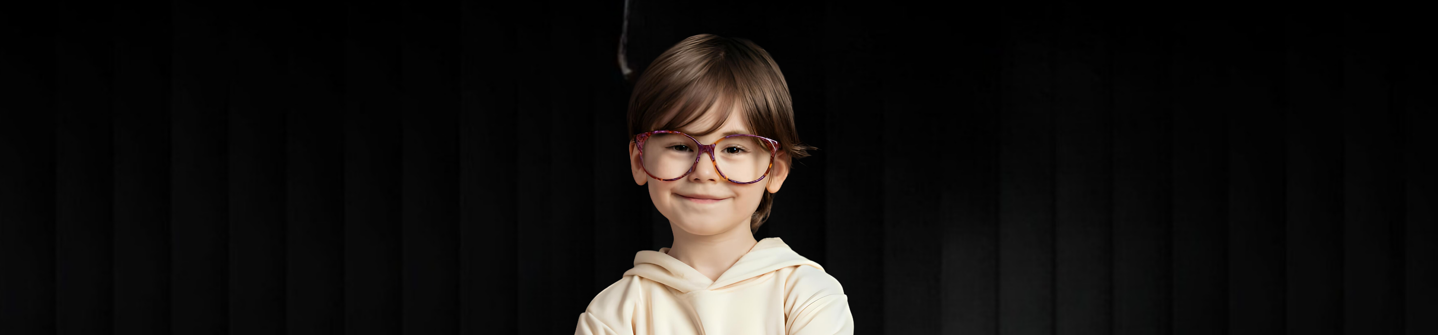 Model kid wearing High quality Kids TR90 glasses from Missandtrendy®