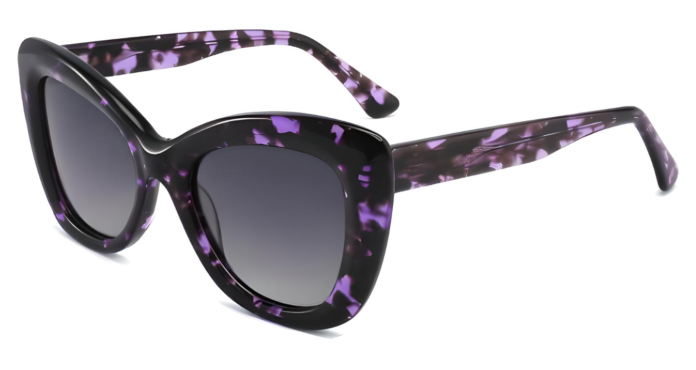 "Alicia" Polarized