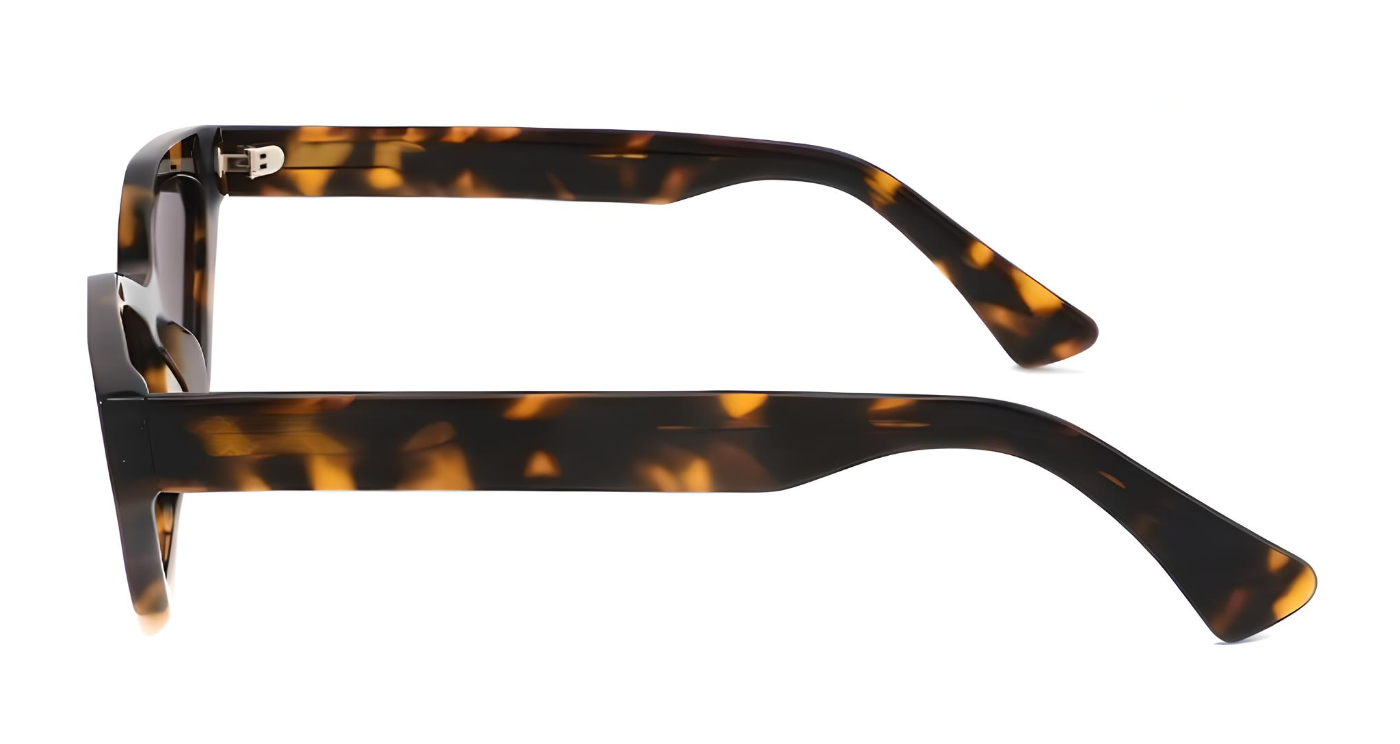 "Caiman" Polarized