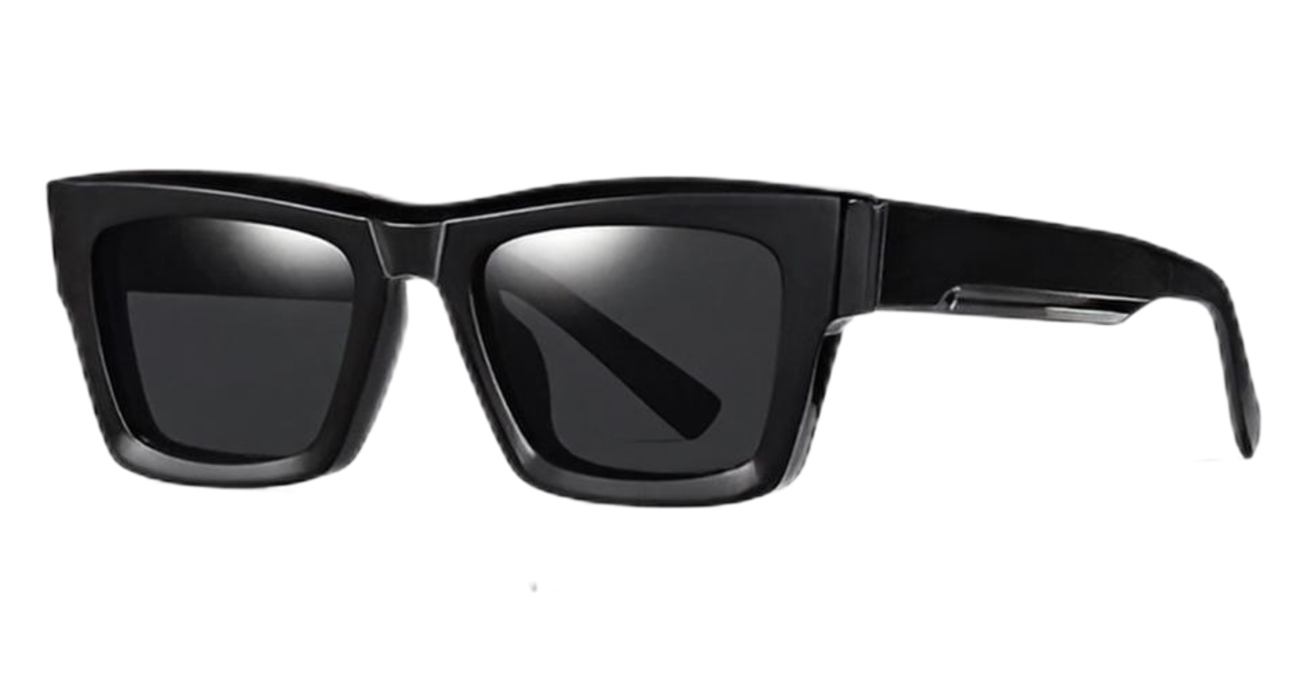 London . Black UV 400 polarised sunglasses with a thick, angular square frame and dark lenses, shown against a plain white background by Missandtrendy