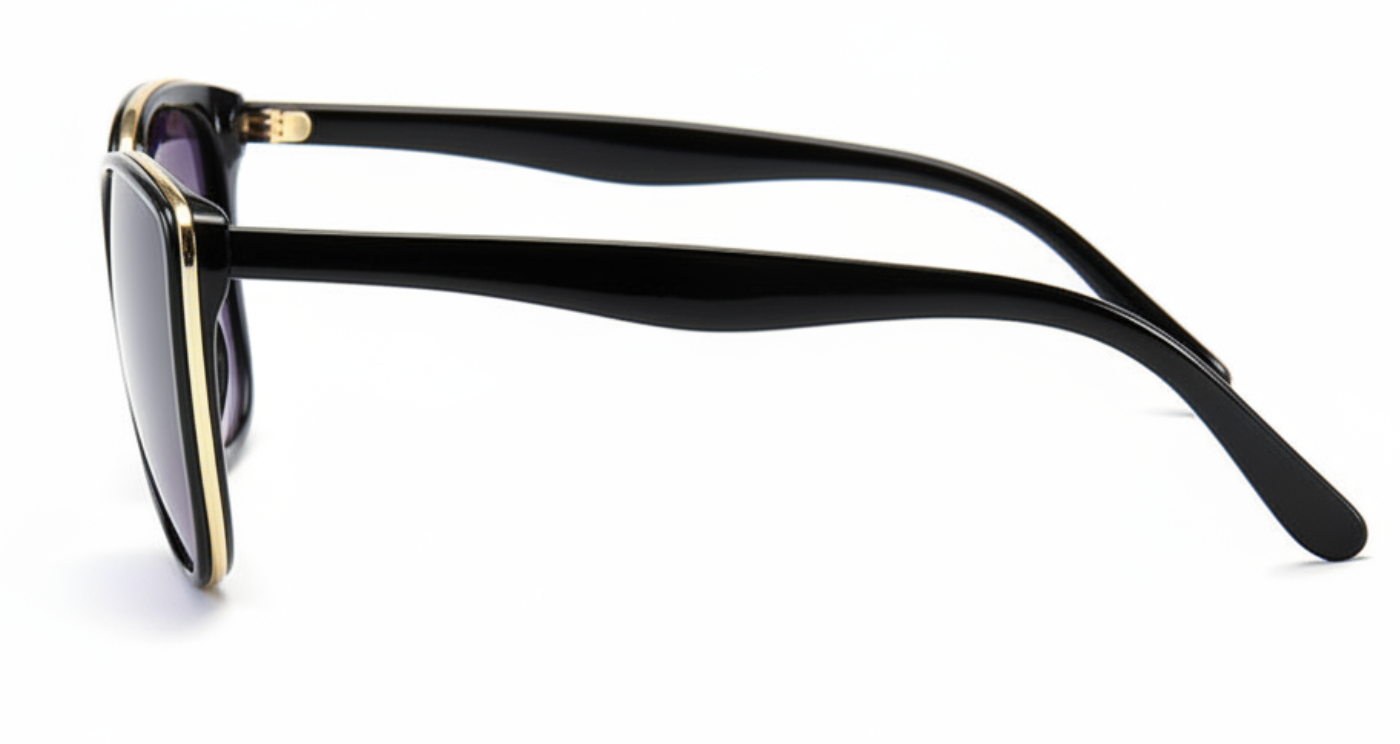 Cayenne Women's Polycarbonate Butterfly UV 400 Sunglasses with black frame and Grey gradient lens 90º view