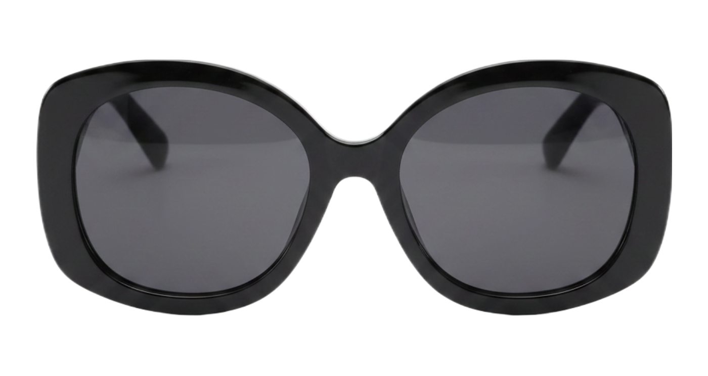 Diva black frame and black lens oversized polarised sunglasses by Missandtrendy 0º side view.