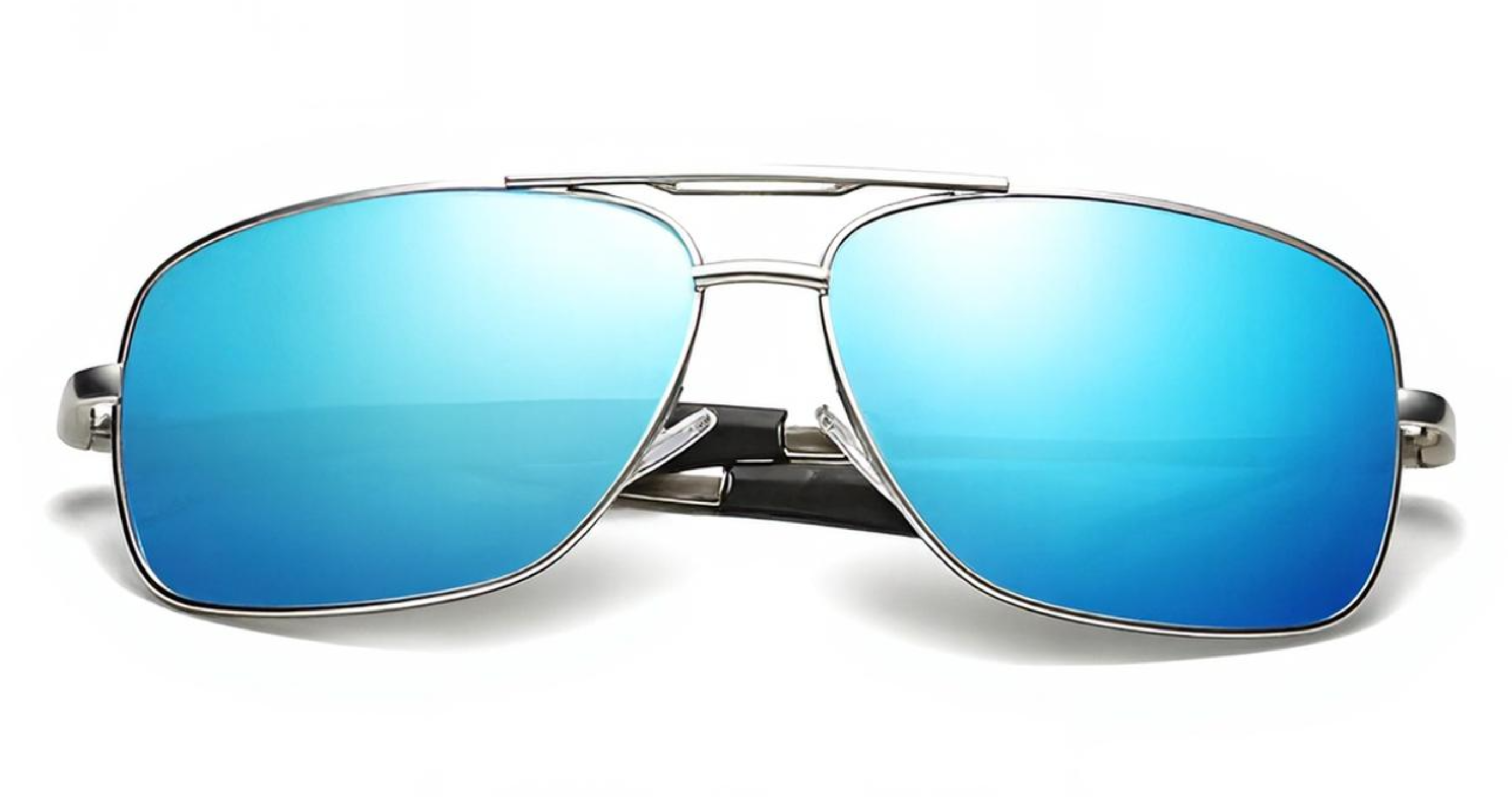 Liverpool - Silver metal aviator UV 400 polarised sunglasses with vibrant blue mirrored lenses, shown from a front-facing perspective on a clean white background - Missandtrendy