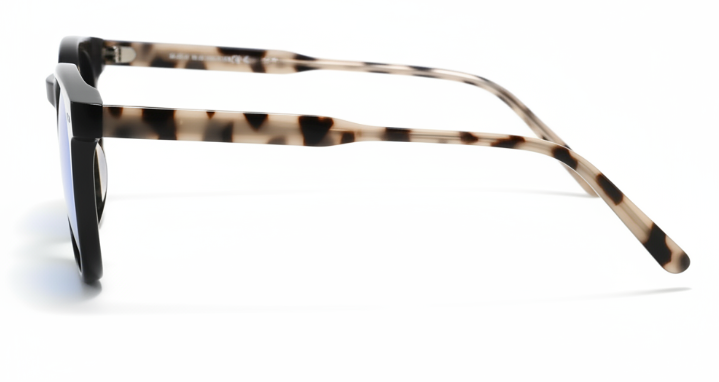 Missandtrendy candice round sunglasses with black frame and mirror blue lens 90º side view_01