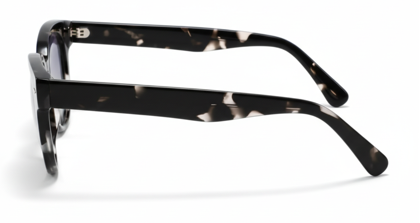 Missandtrendy zenith round sunglasses with black frame and clear black lens 90º side view