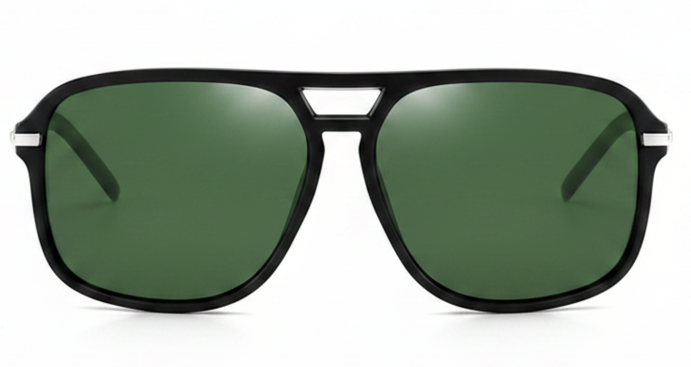 Missandtrendy Piccadilly Aviator sunglasses with Black frame and green lens 0º front view new style